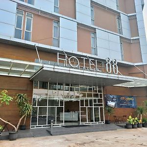 Hotel 88 Kedoya Jakarta